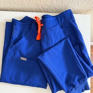 Scrub Set. Zamora XSP + Catarina XS